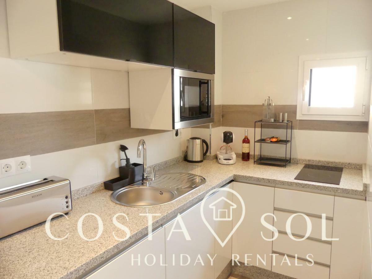 Apartamento Vacacional A 1 Minuto De La Playa - Carihuela トレモリノス エクステリア 写真