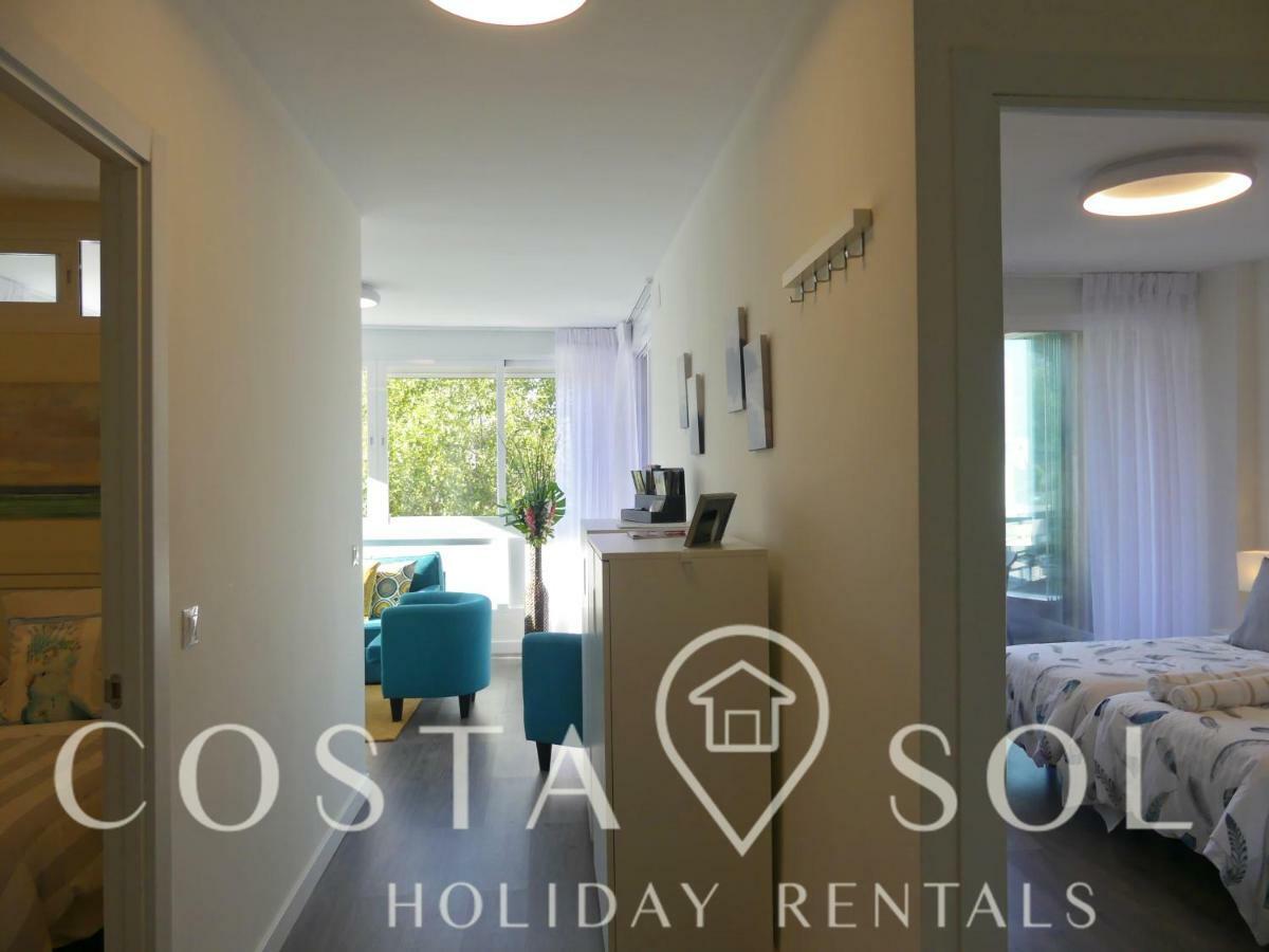 Apartamento Vacacional A 1 Minuto De La Playa - Carihuela トレモリノス エクステリア 写真