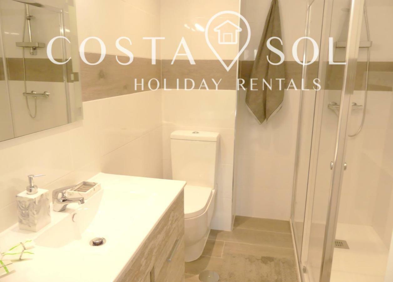 Apartamento Vacacional A 1 Minuto De La Playa - Carihuela トレモリノス エクステリア 写真
