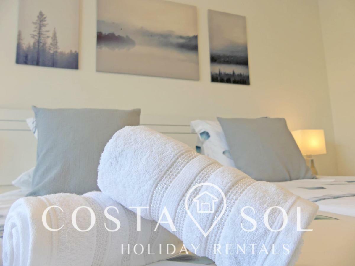 Apartamento Vacacional A 1 Minuto De La Playa - Carihuela トレモリノス エクステリア 写真
