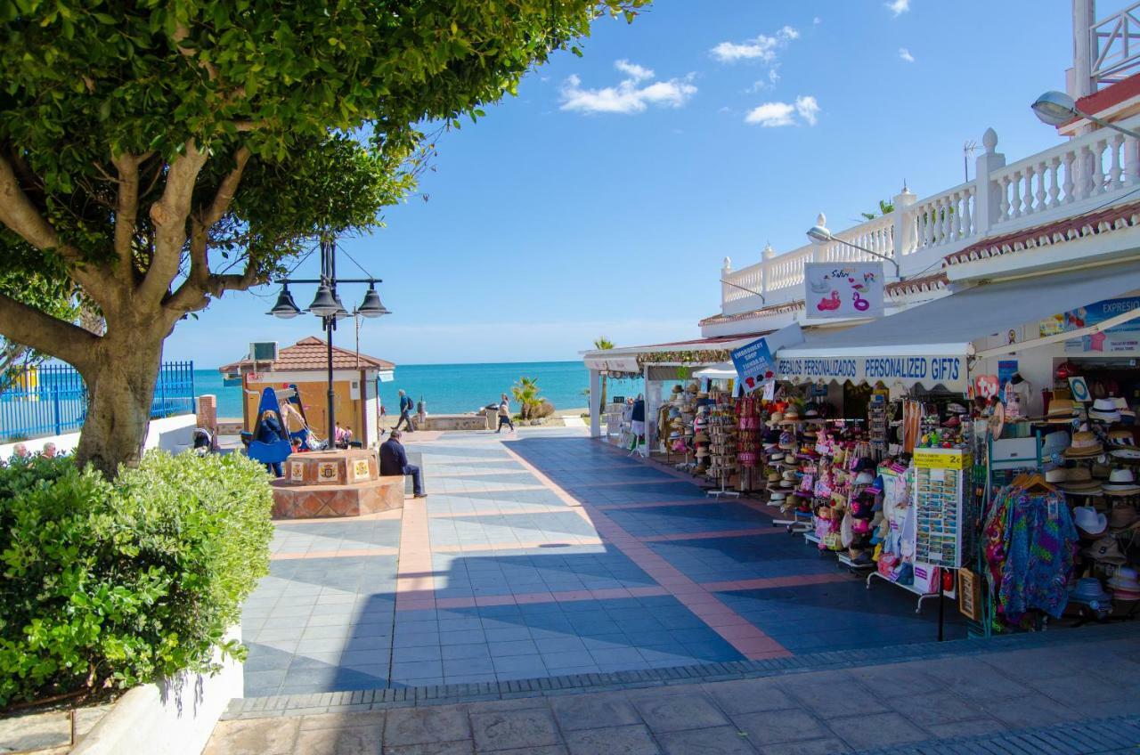 Apartamento Vacacional A 1 Minuto De La Playa - Carihuela トレモリノス エクステリア 写真